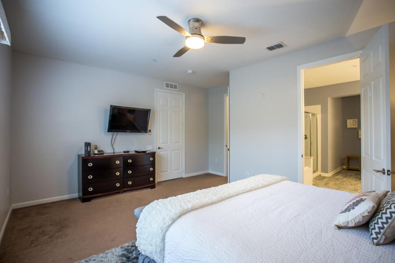 Luxury Vacation In This Gorgeous Vista Cay Condo Кисими Екстериор снимка